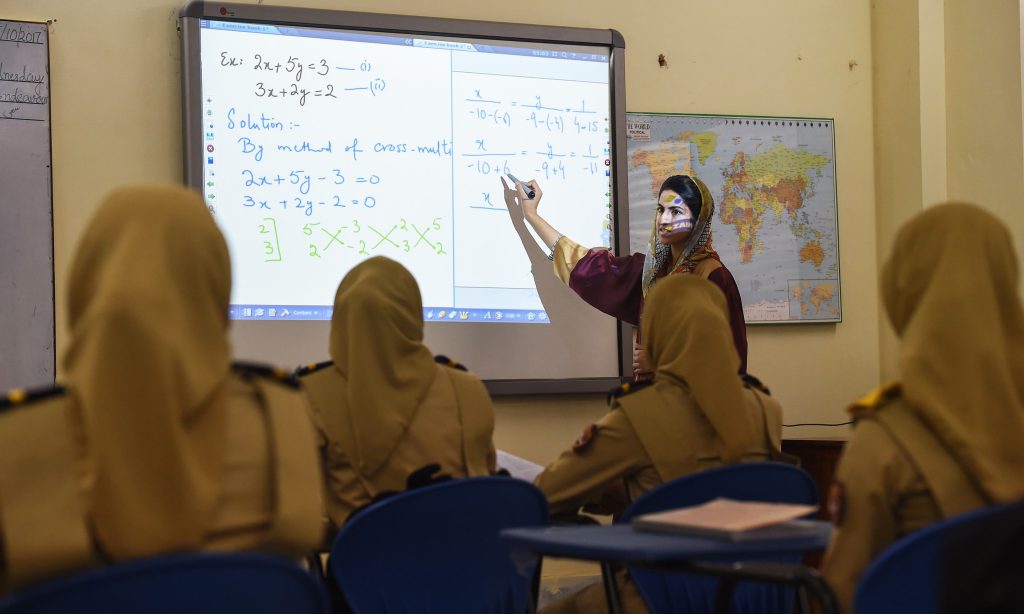 pakistan women education military