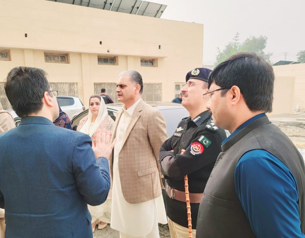 Commissioner DI Khan Conducts Official Inspection of GCC